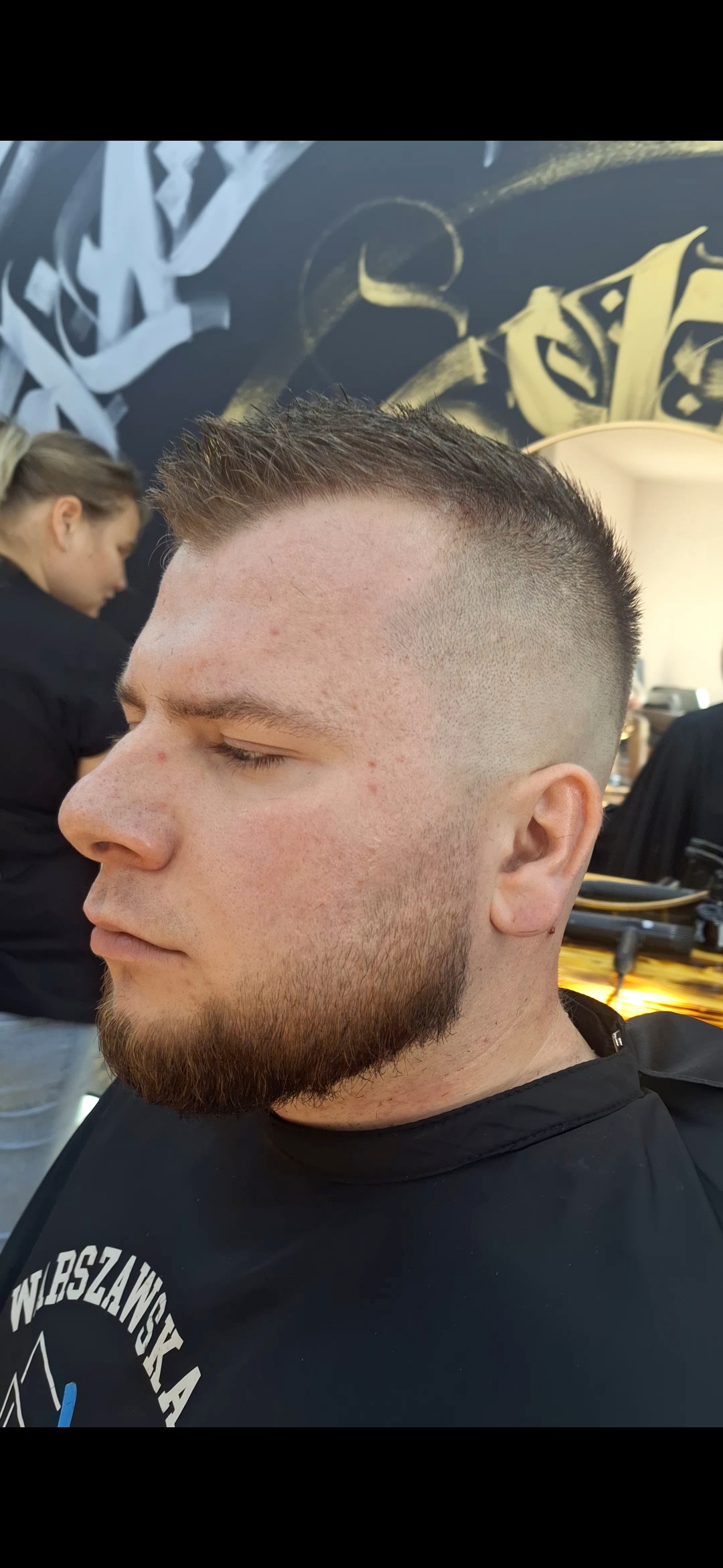 Skin fade i stylizacja brody w Złocieńcu